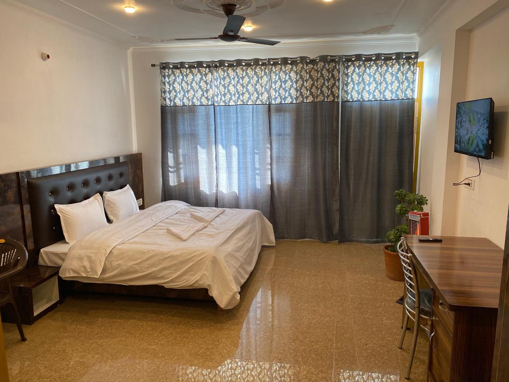 Redeem Cafe&Homestay McLeod Ganj Buitenkant foto