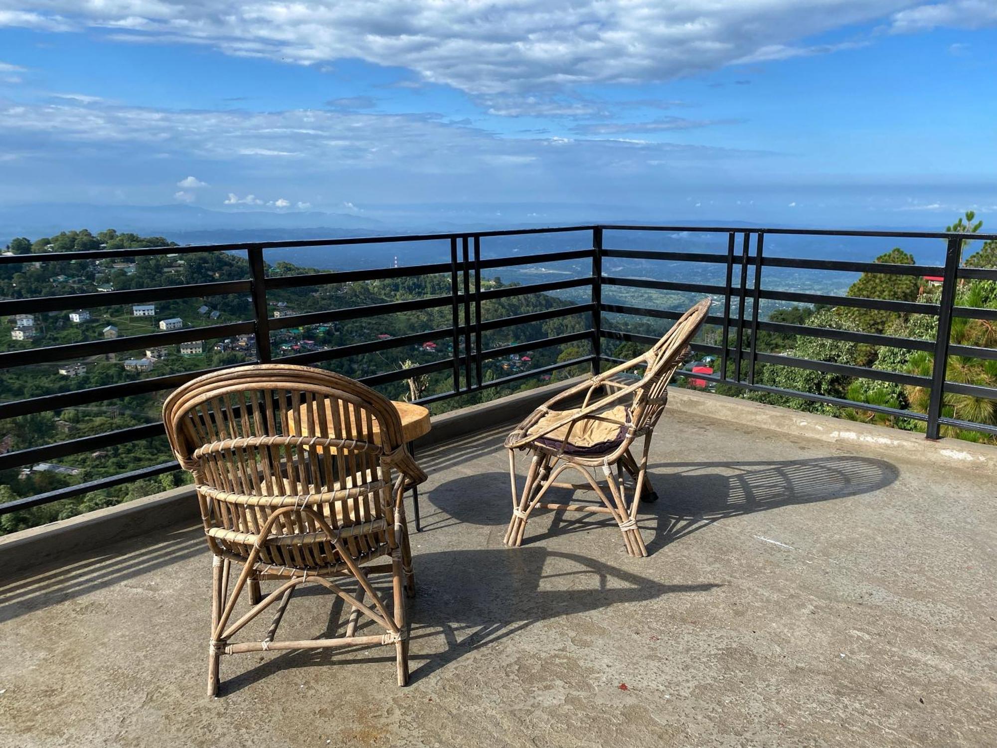 Redeem Cafe&Homestay McLeod Ganj Buitenkant foto